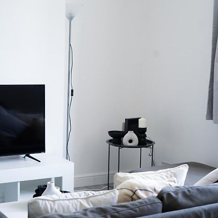 Brighton City Centre 2Br Apartment - Perfect For Contractors, Families & Groups - Free Parking & Walk To Beach מראה חיצוני תמונה