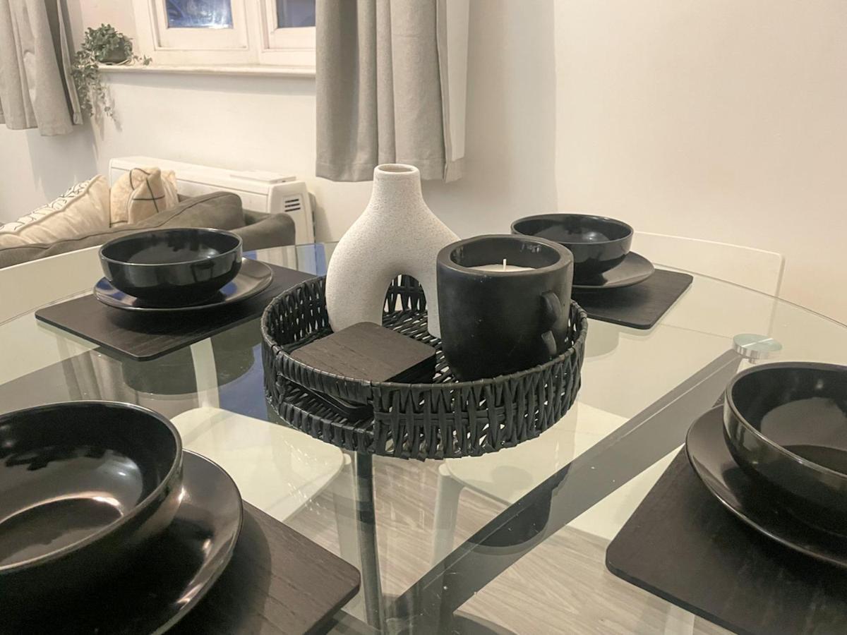 Brighton City Centre 2Br Apartment - Perfect For Contractors, Families & Groups - Free Parking & Walk To Beach מראה חיצוני תמונה