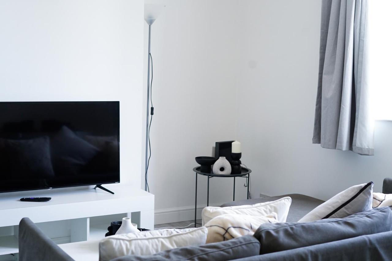 Brighton City Centre 2Br Apartment - Perfect For Contractors, Families & Groups - Free Parking & Walk To Beach מראה חיצוני תמונה