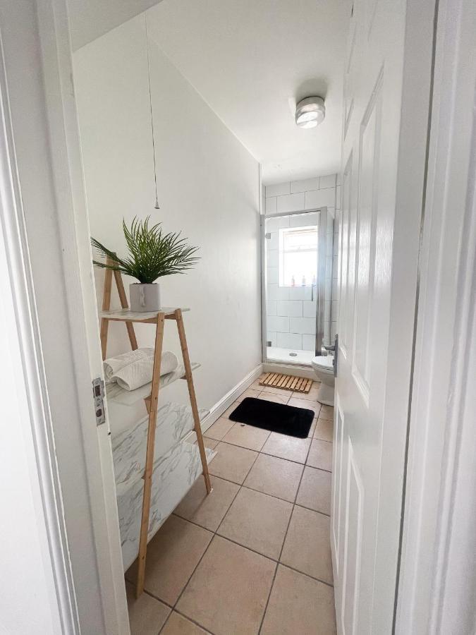 Brighton City Centre 2Br Apartment - Perfect For Contractors, Families & Groups - Free Parking & Walk To Beach מראה חיצוני תמונה