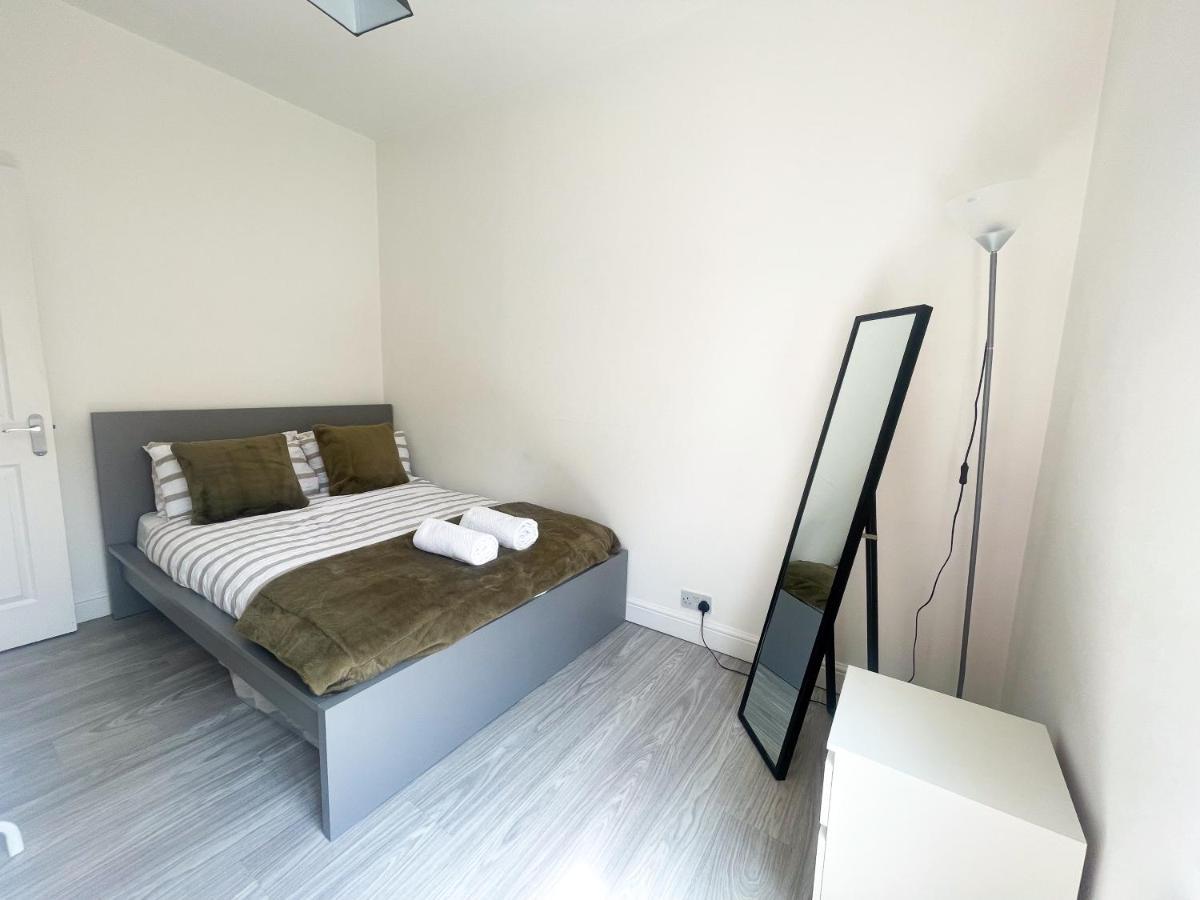Brighton City Centre 2Br Apartment - Perfect For Contractors, Families & Groups - Free Parking & Walk To Beach מראה חיצוני תמונה